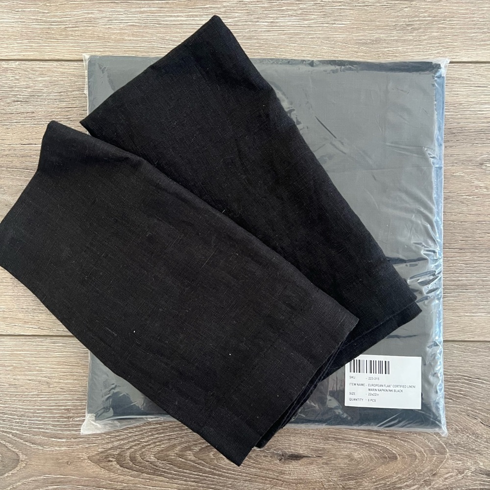 Crate&Barrel Black Kitchen Linens